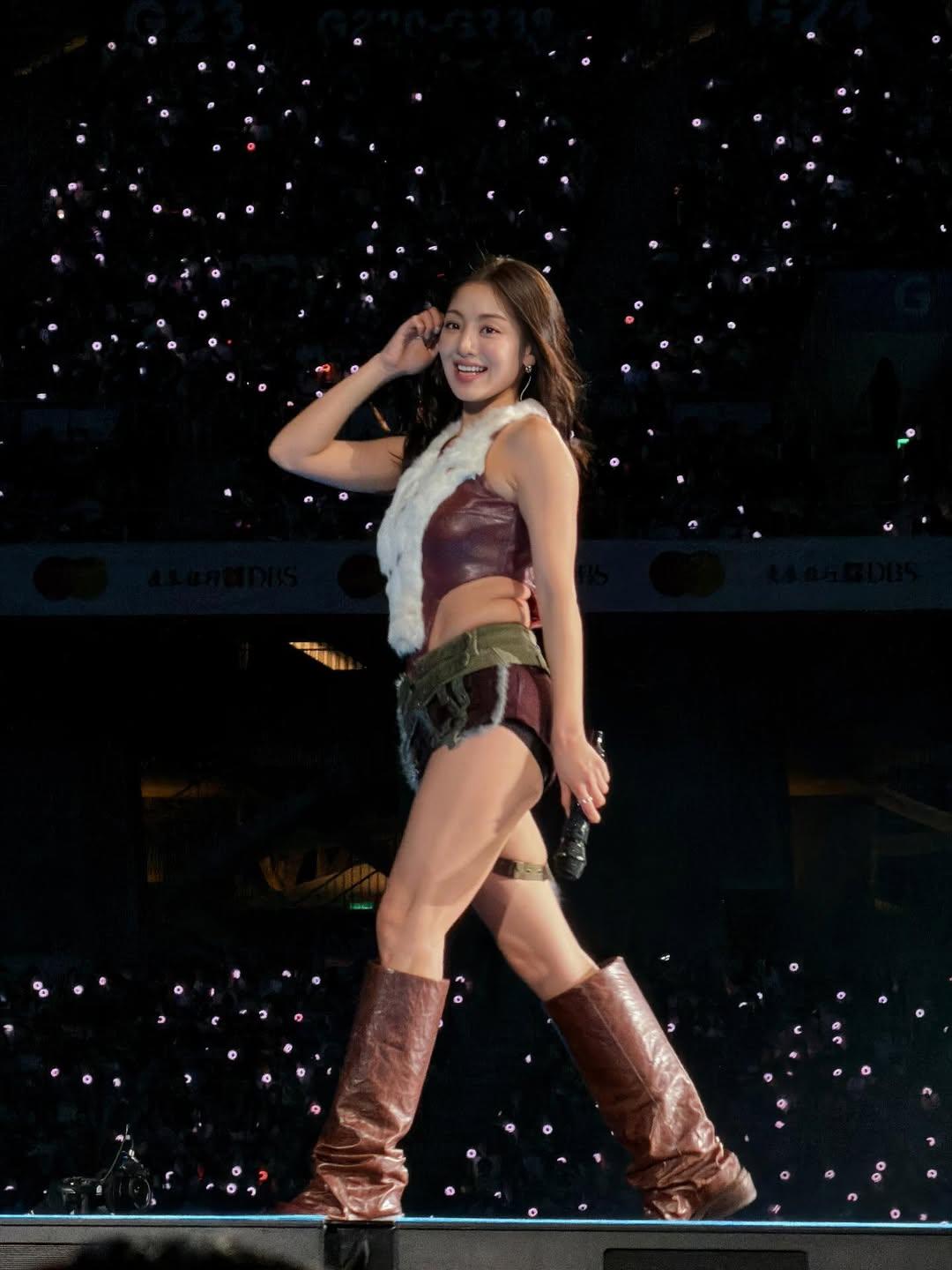 Recent activity shot of Jihyo (TWICE)