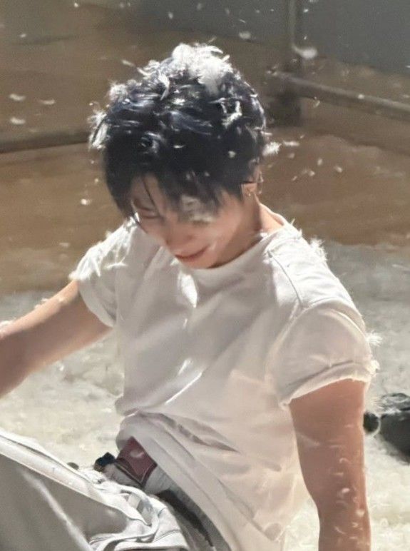 A moment captured by Taehyun (TOMORROW X TOGETHER)'s fan