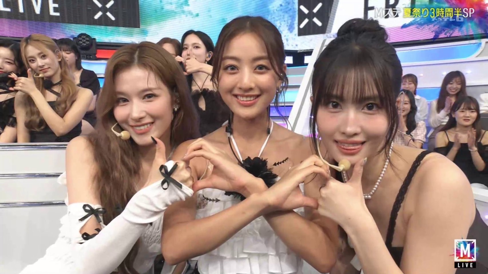 A moment captured by Jihyo (TWICE)'s fan