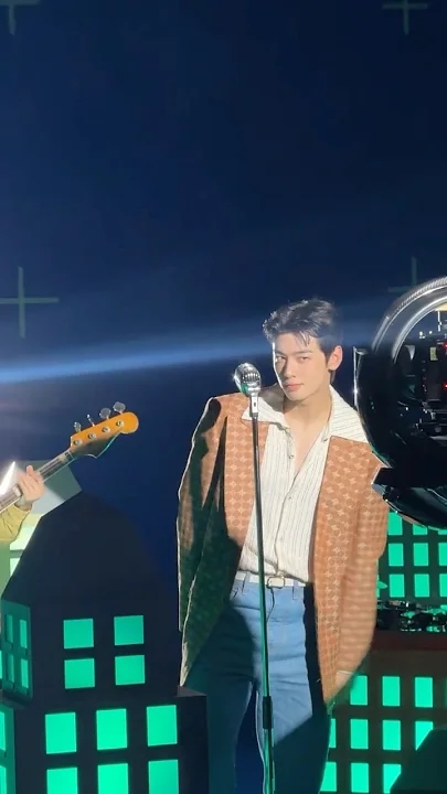 Latest photo of Eunwoo (ASTRO)