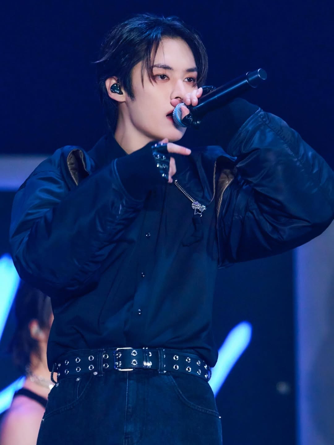 Lee Know (Stray Kids)的幕后花絮