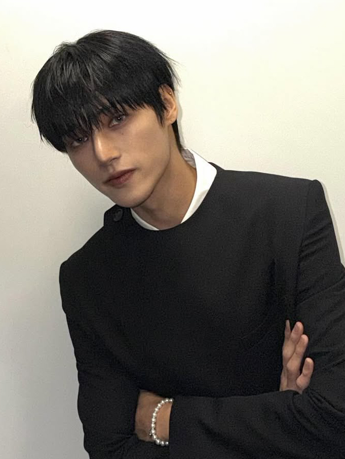 Behind-the-scenes cut of Wooyoung (ATEEZ)