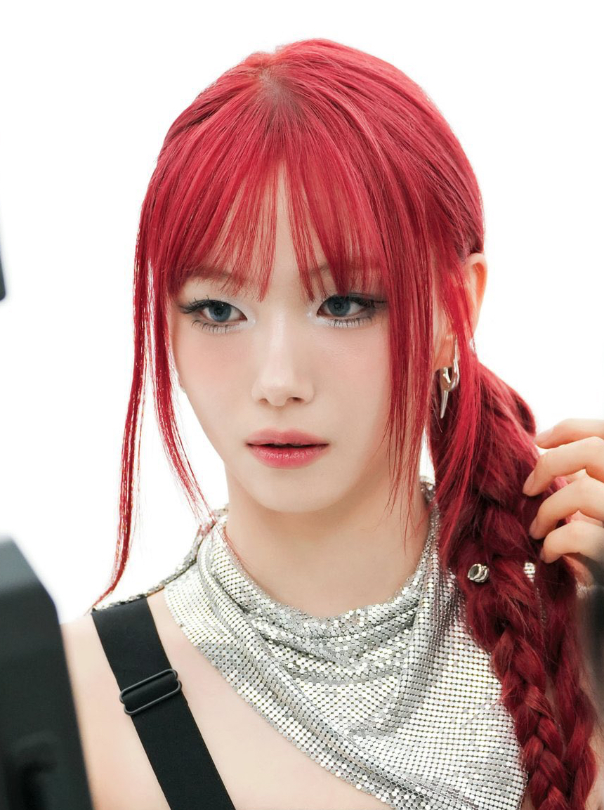 Recent activity shot of Seo Youngeun (Kep1er)