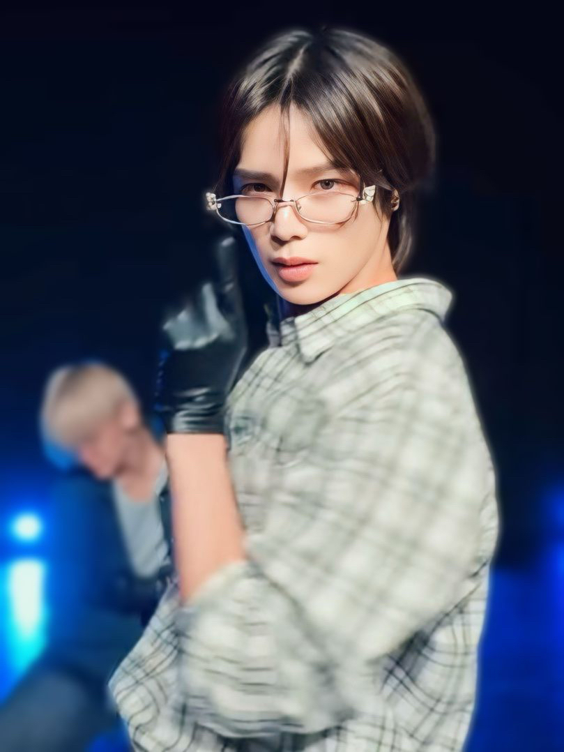 Latest photo of K (&TEAM)