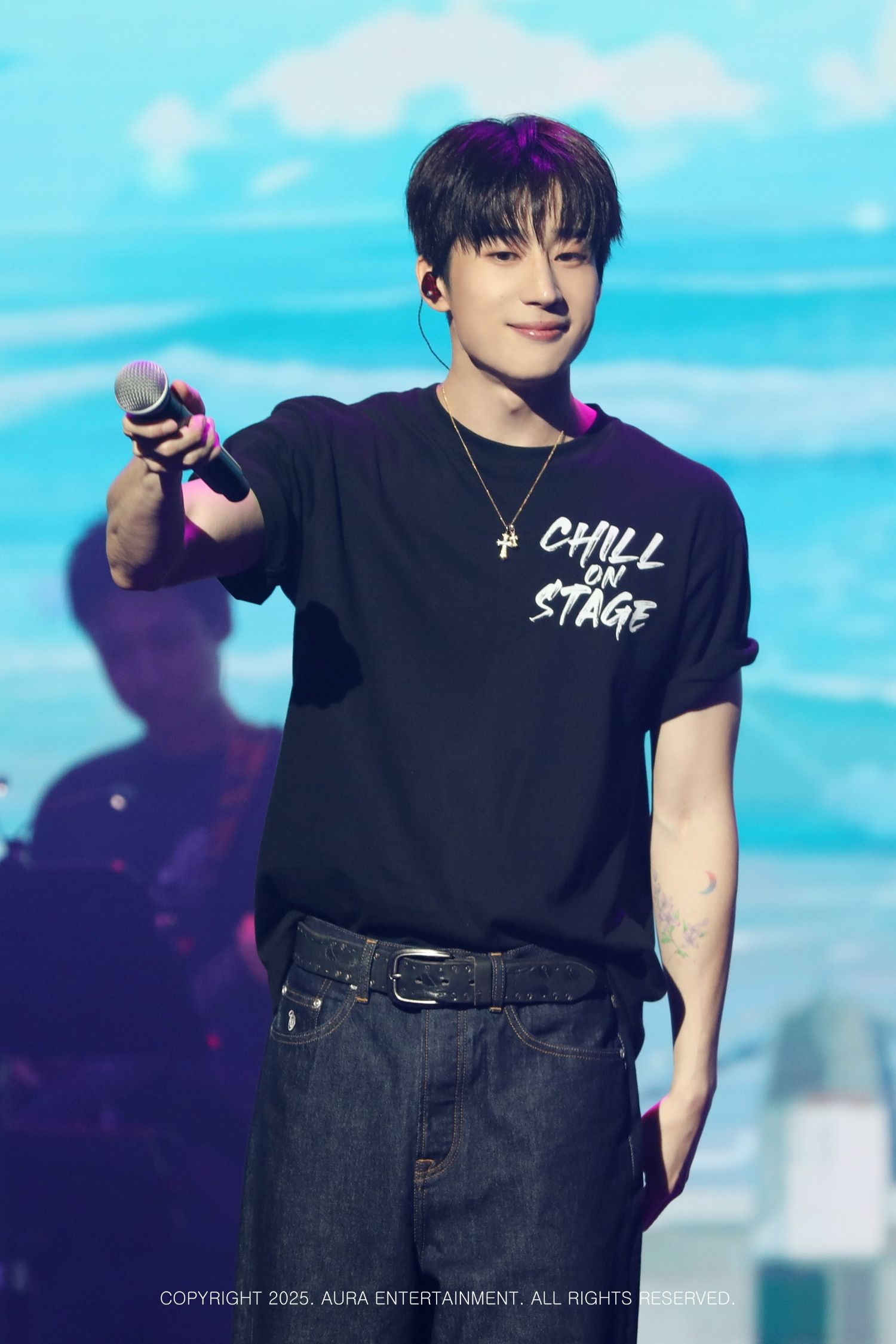 Behind-the-scenes cut of Han Seungwoo