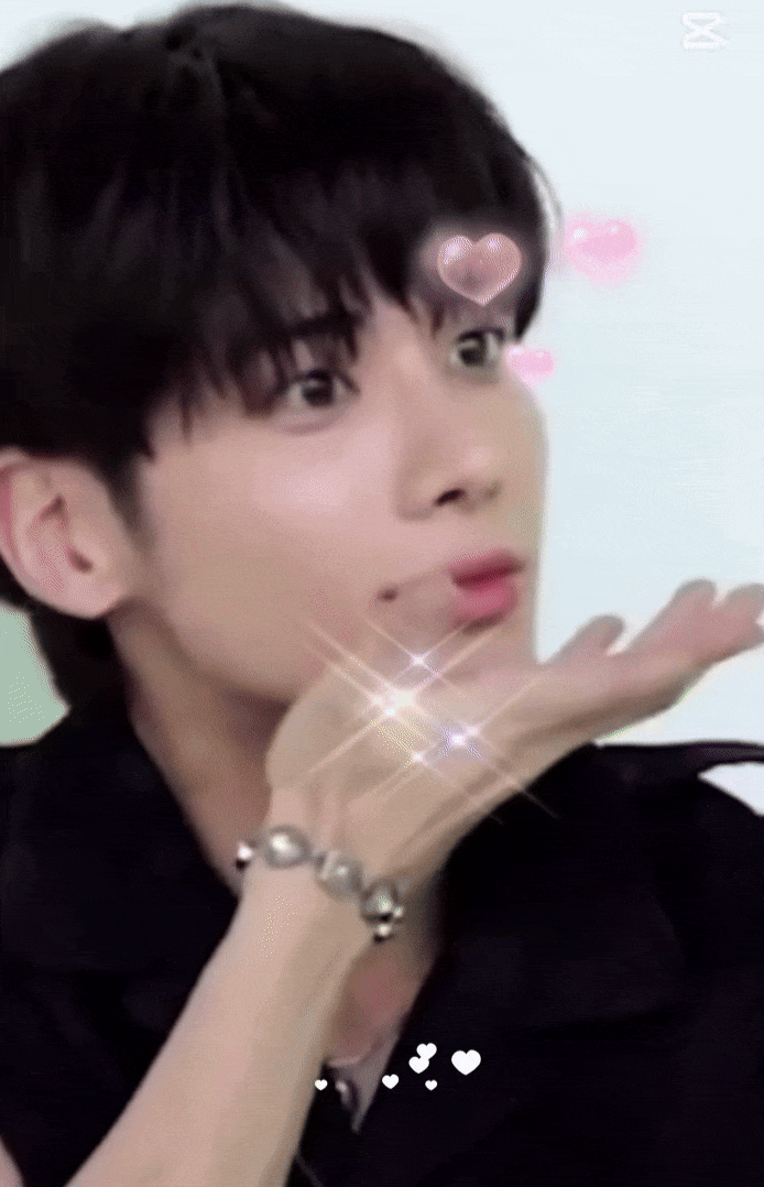 太顯 (TOMORROW X TOGETHER)的最新活動照片