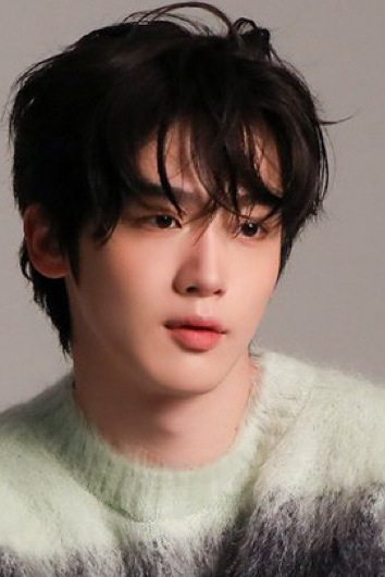 Behind-the-scenes cut of Kim Yohan (WEi)