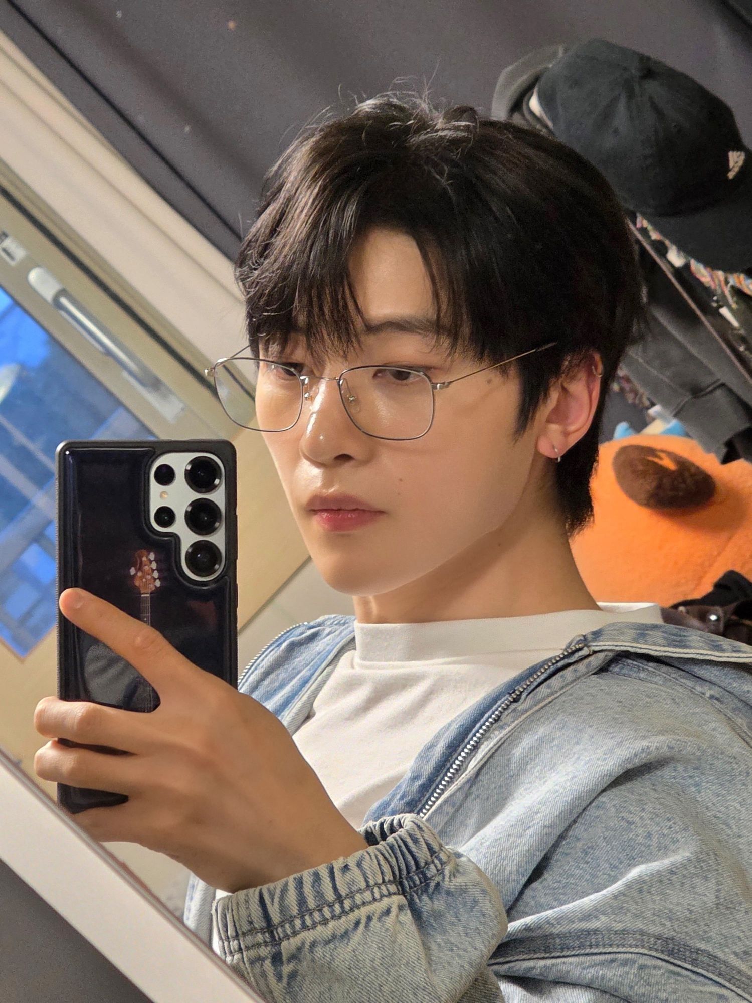 Recent activity shot of Seok Matthew (ZEROBASEONE)