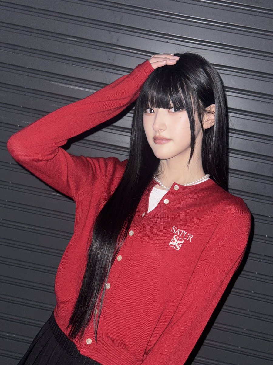 Behind-the-scenes cut of KISS OF LIFE