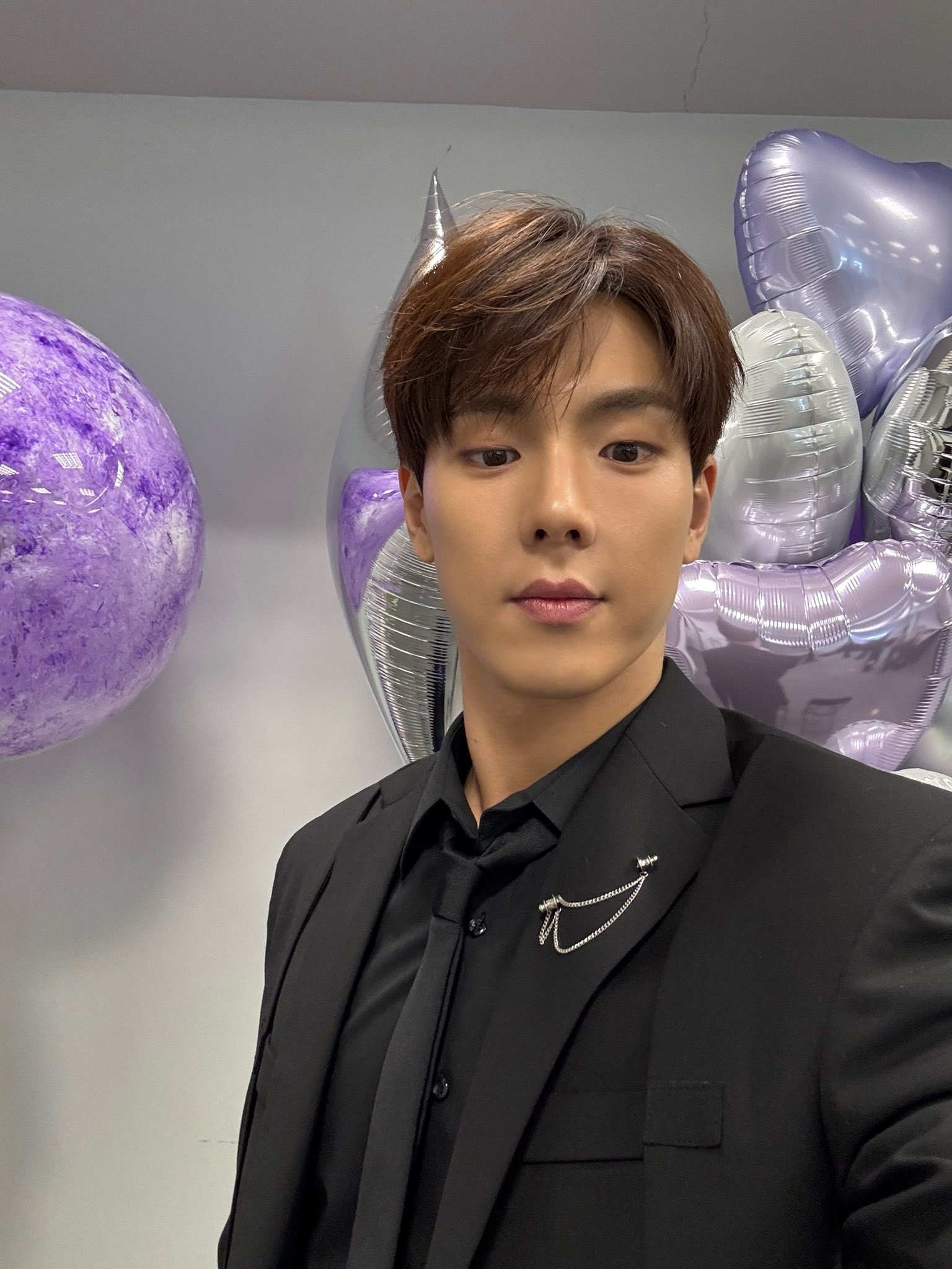 Momen yang diabadikan oleh penggemar Shownu (MONSTA X)