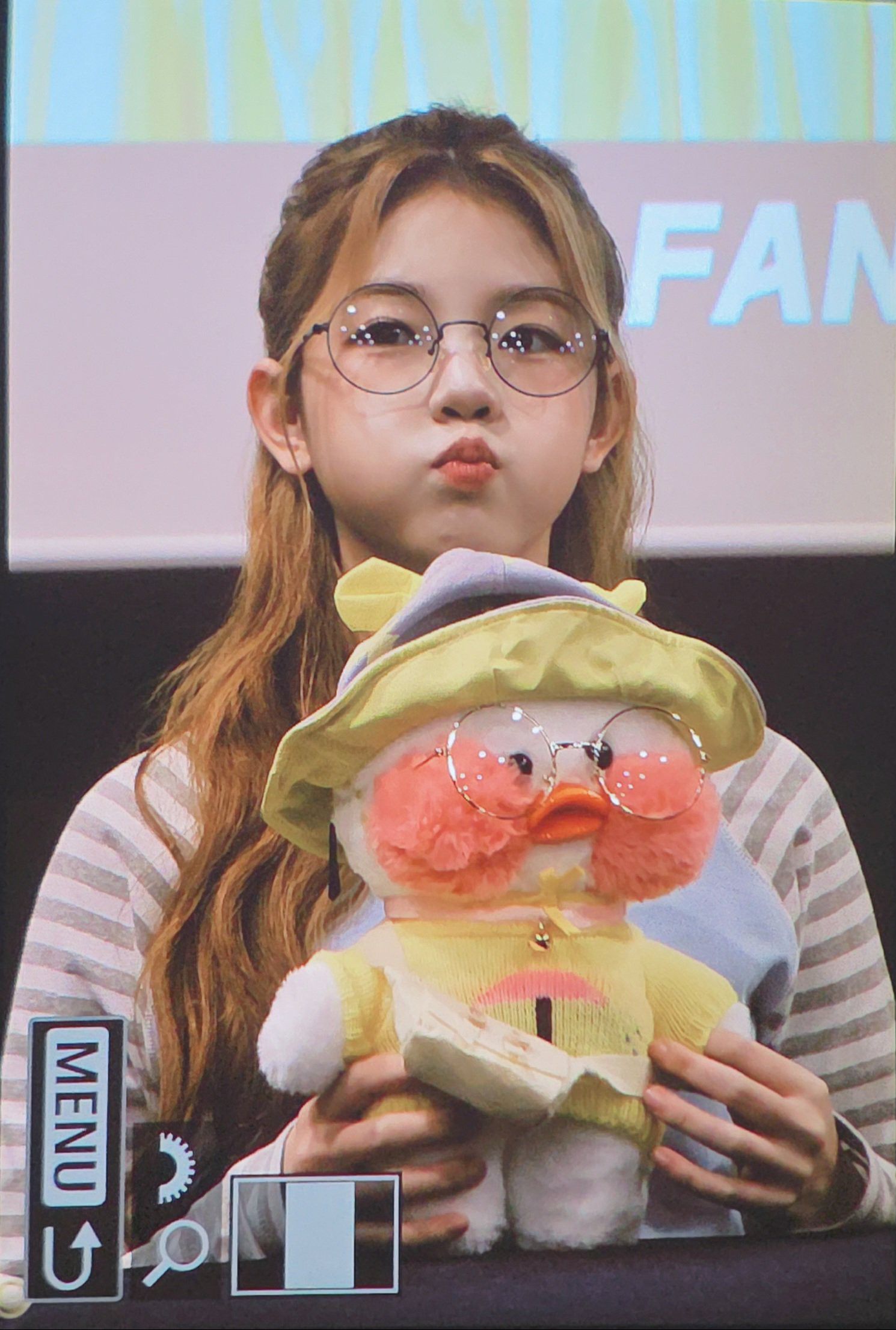 A moment captured by Yoona (UNIS)'s fan