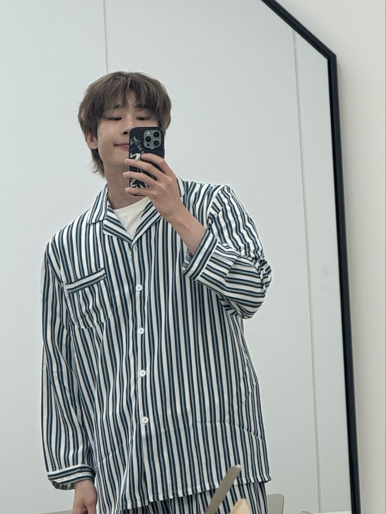 Foto aktivitas terbaru Han Seungwoo