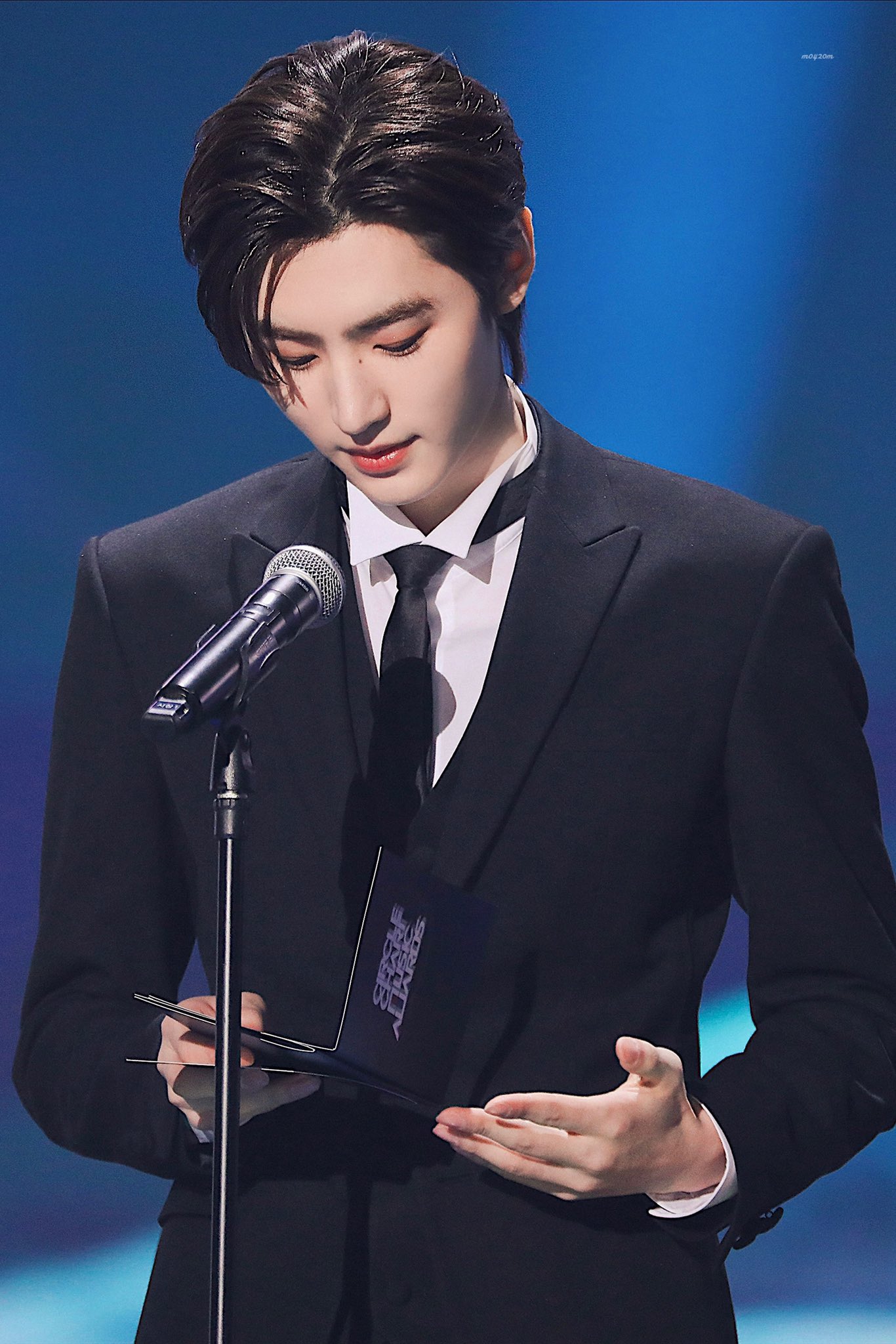 Foto terbaru Sunghoon (ENHYPEN)