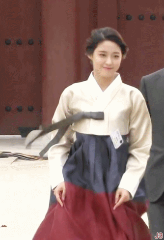 Latest photo of Seolhyun (AOA)