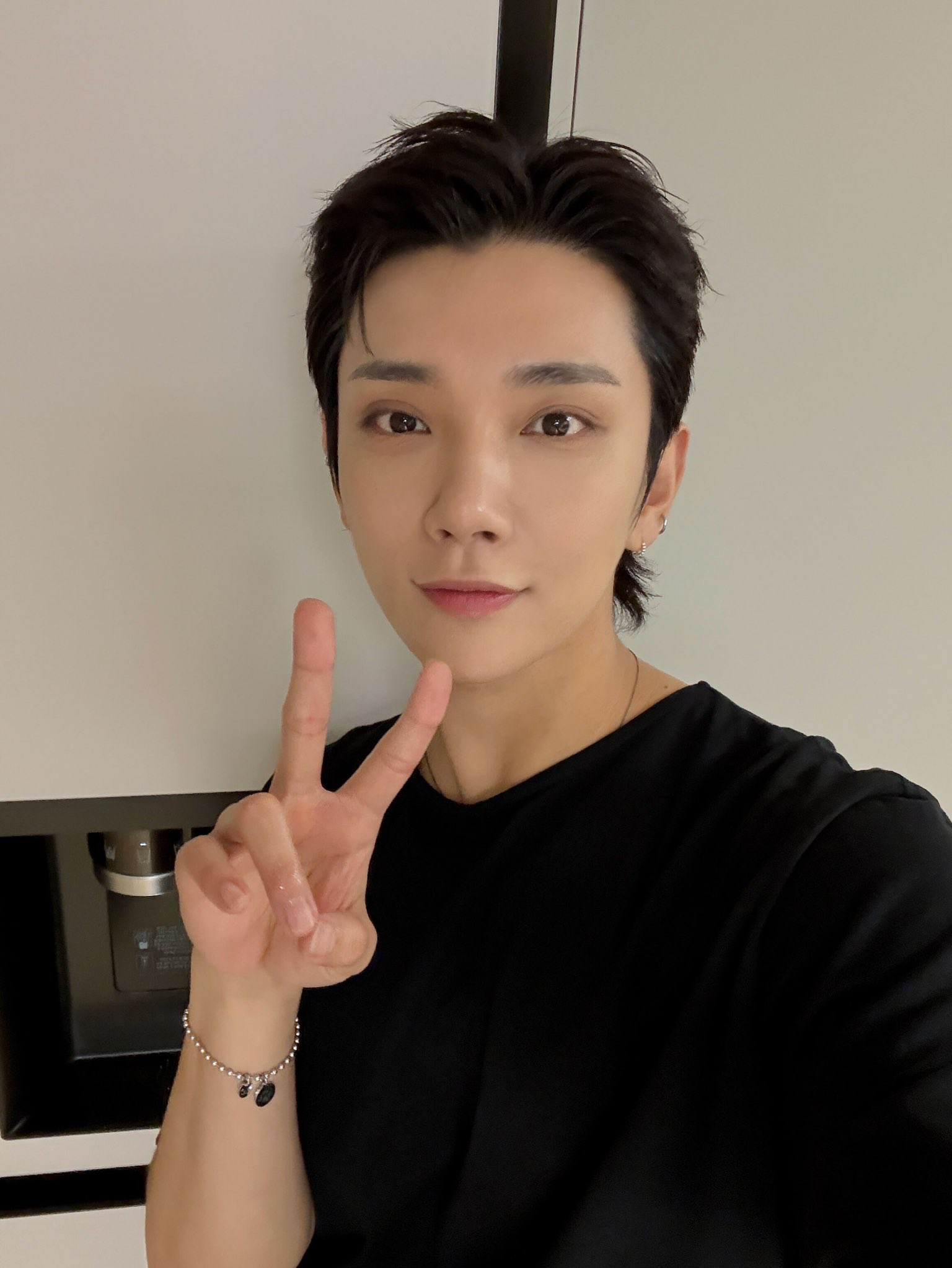 Behind-the-scenes cut of Joshua (SEVENTEEN)