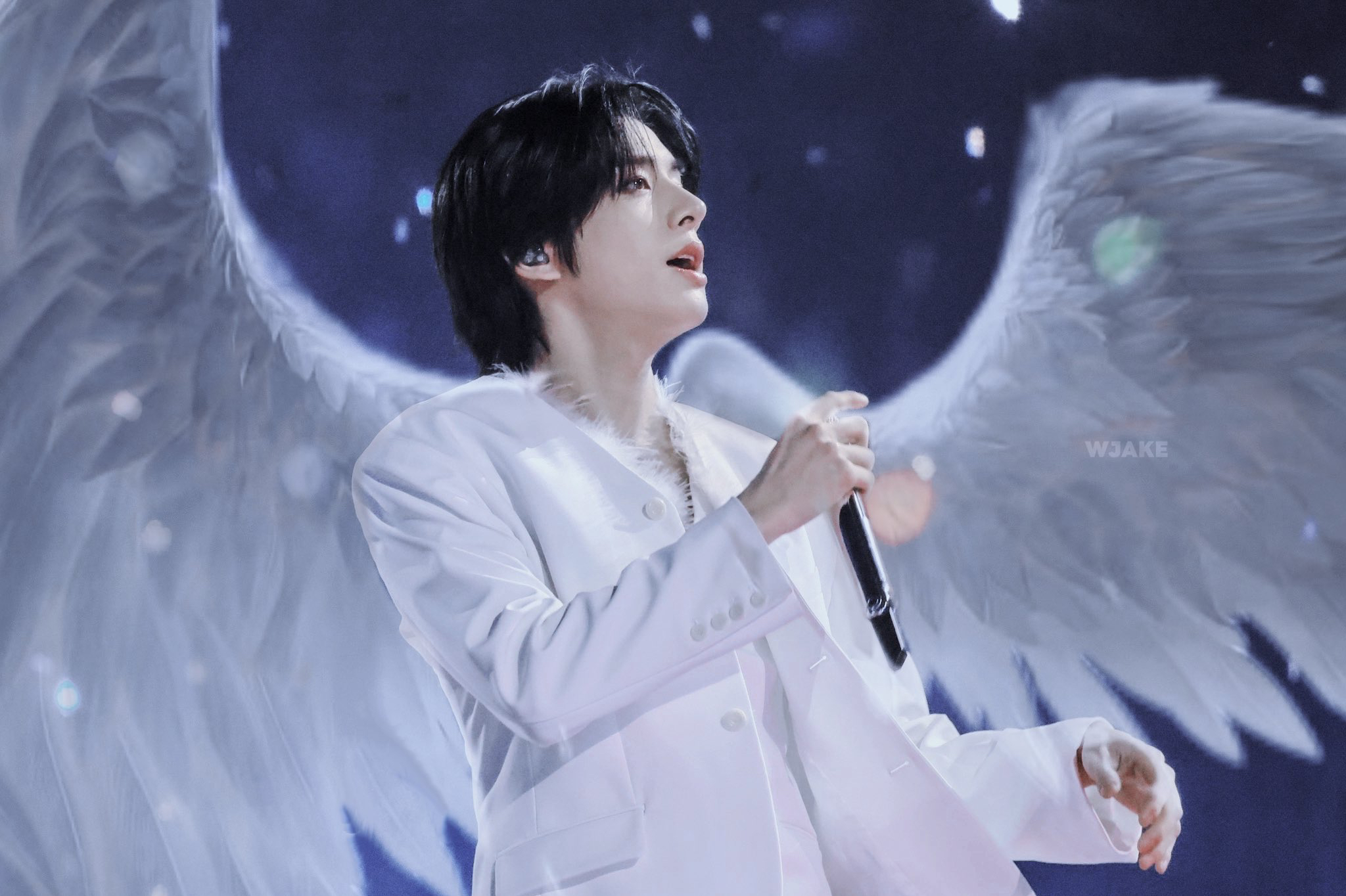 A moment captured by Jake (ENHYPEN)'s fan