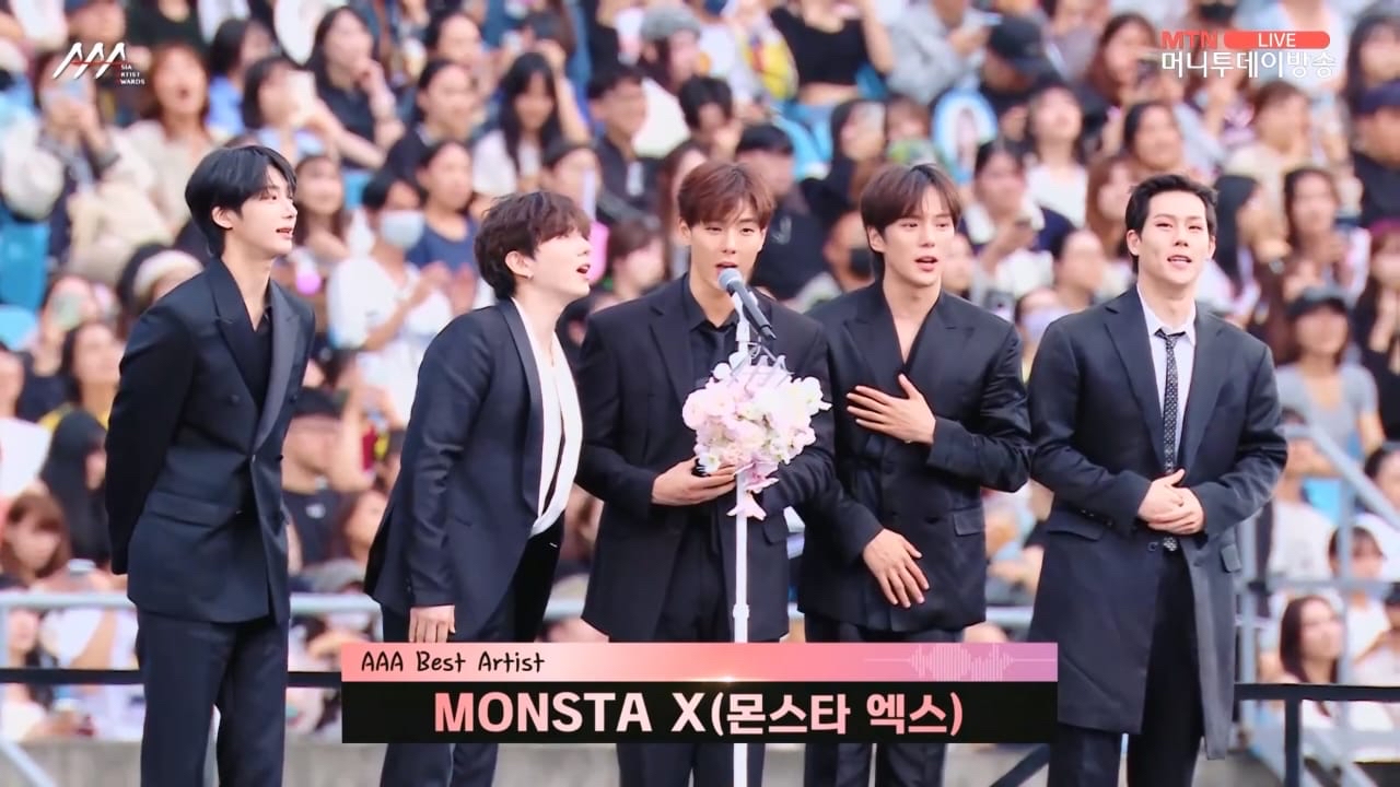 K-pop star post gaining attention now