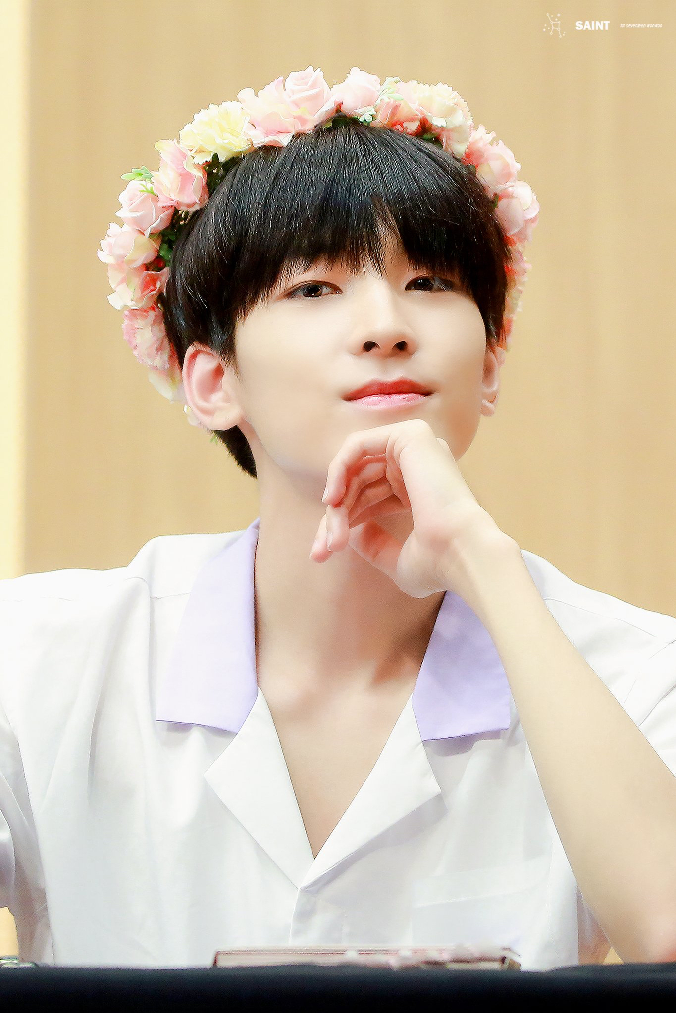 圆佑 (SEVENTEEN)的最新照片