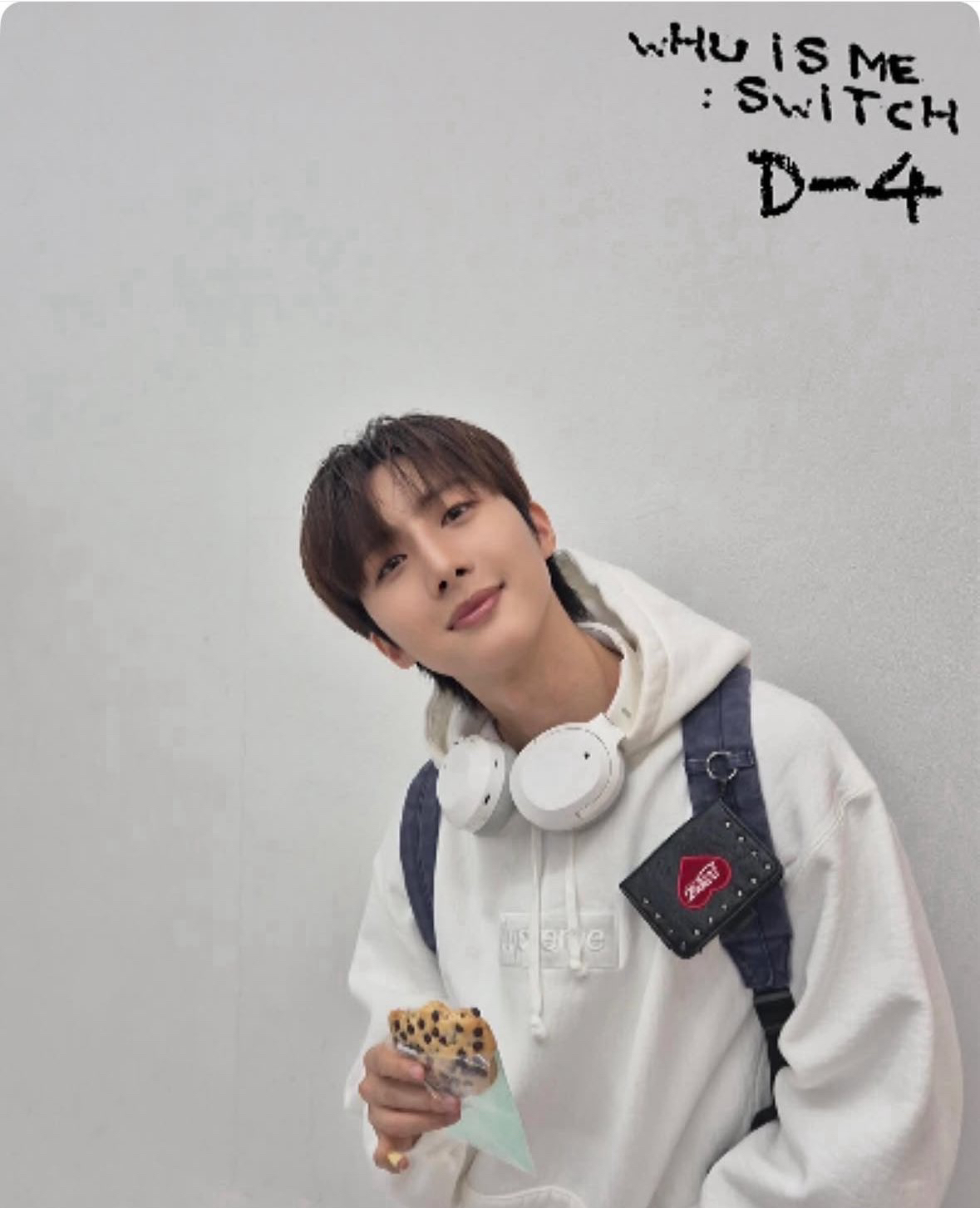 Recent activity shot of Hui (PENTAGON)