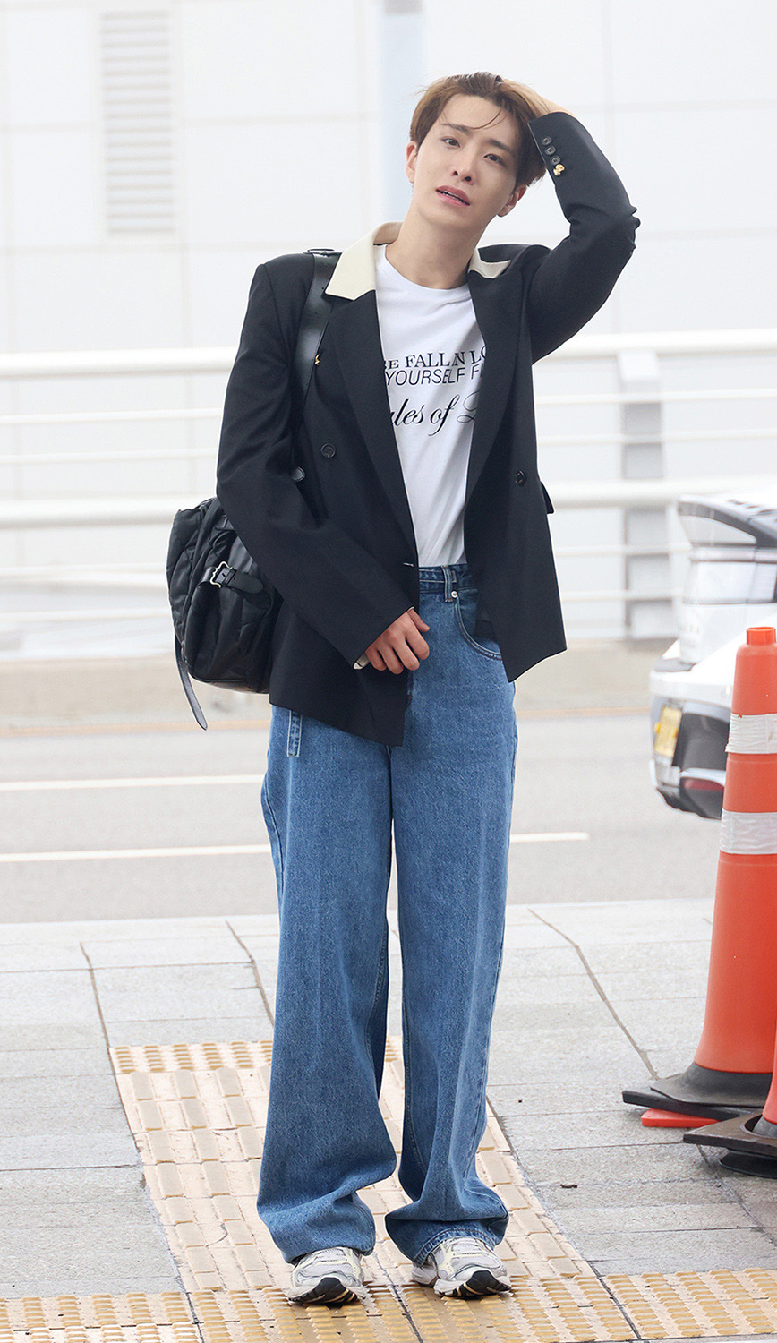 Recent activity shot of Youngjae (GOT7)
