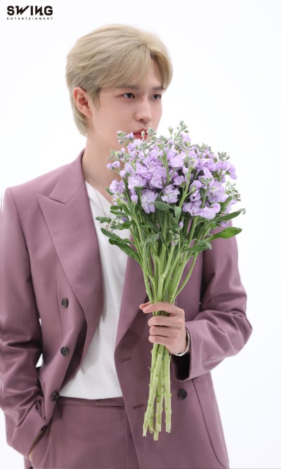 A heartfelt wallpaper shared by Kim Jaehwan's fans