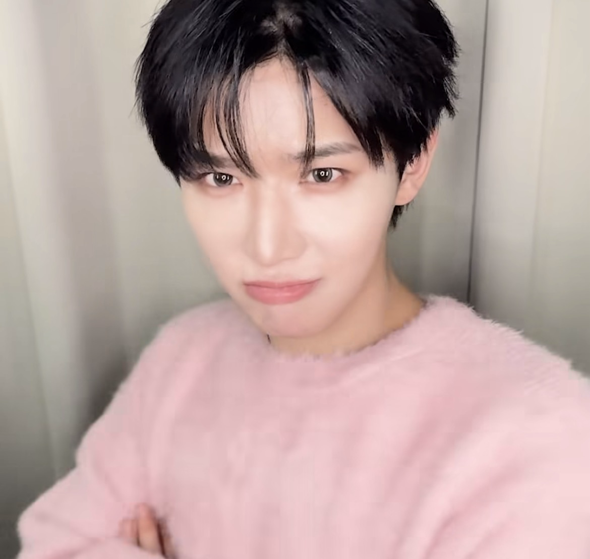 Behind-the-scenes cut of Yi Chen (MODYSSEY)