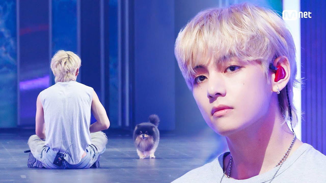 Foto aktivitas terbaru V (BTS)