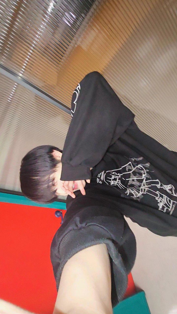 Behind-the-scenes cut of Hong Sungmin (FANTASY BOYS)