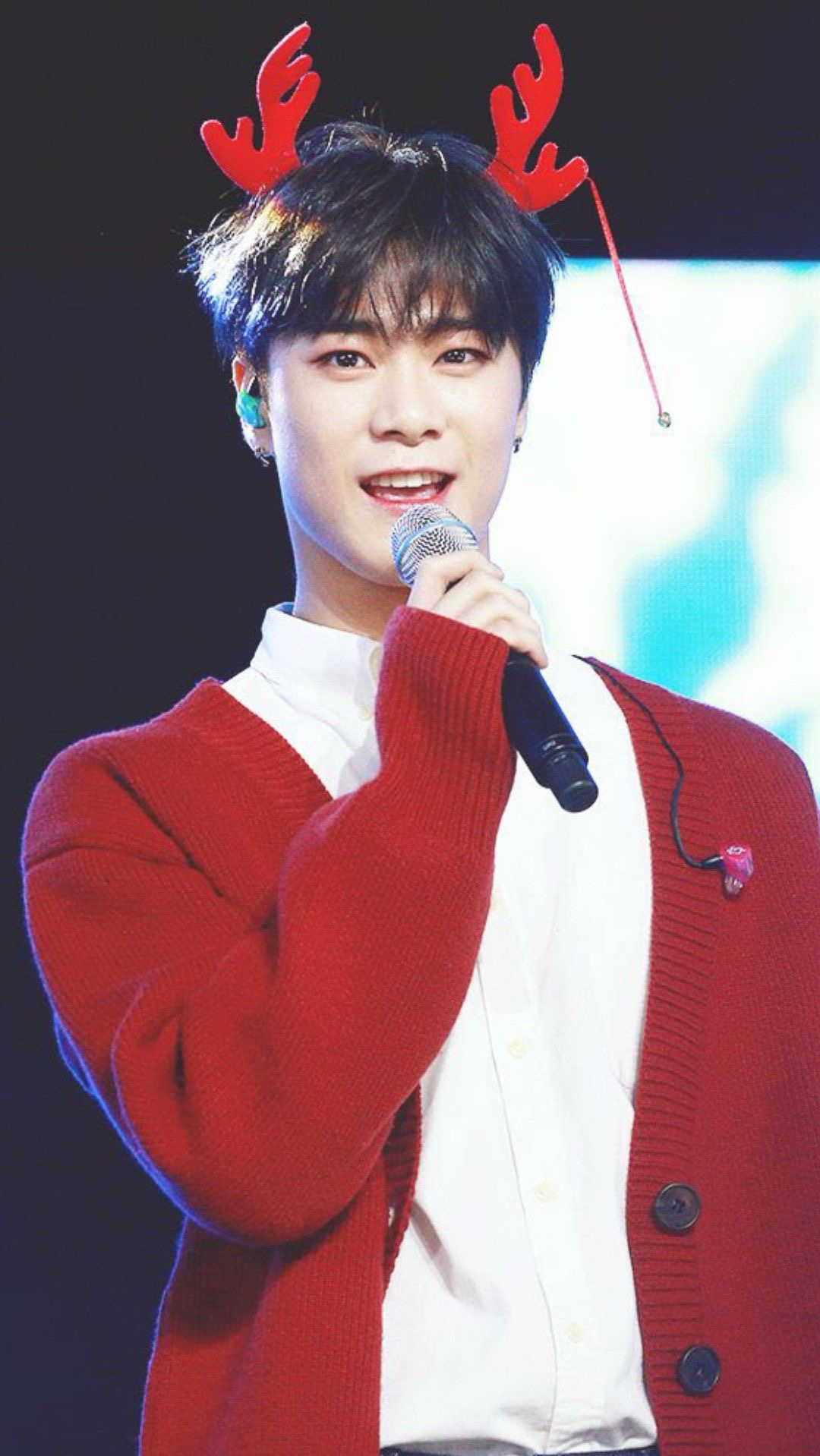 Latest photo of Moonbin (ASTRO)