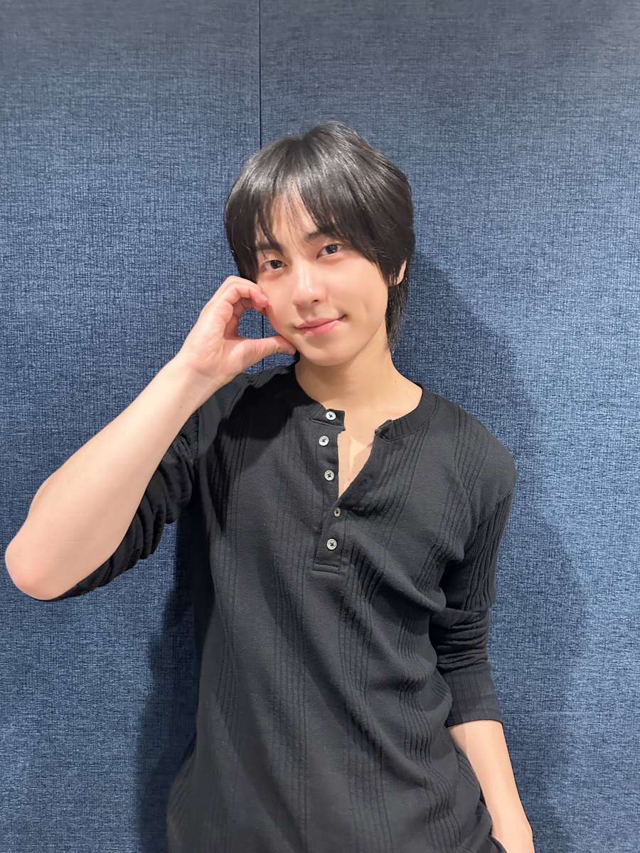 A moment captured by &TEAM's fan