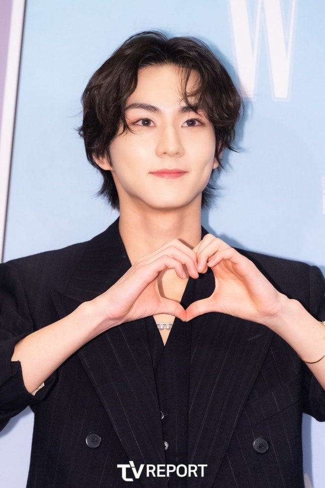 Recent activity shot of Jungwon (ENHYPEN)