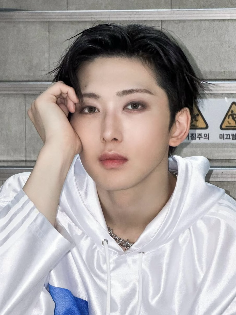 Behind-the-scenes cut of Fuma (&TEAM)