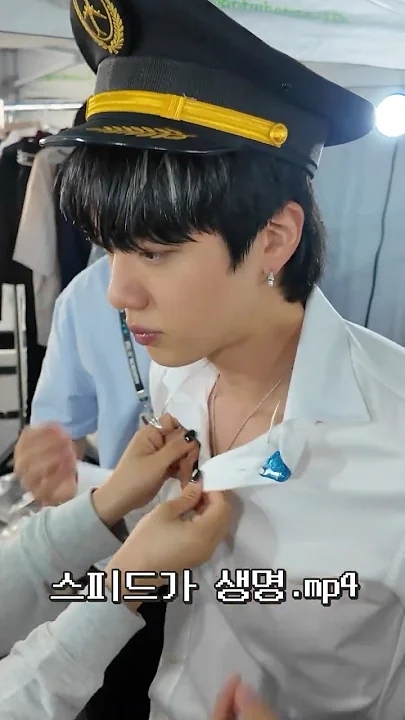 Wallpaper spesial buatan penggemar BTS
