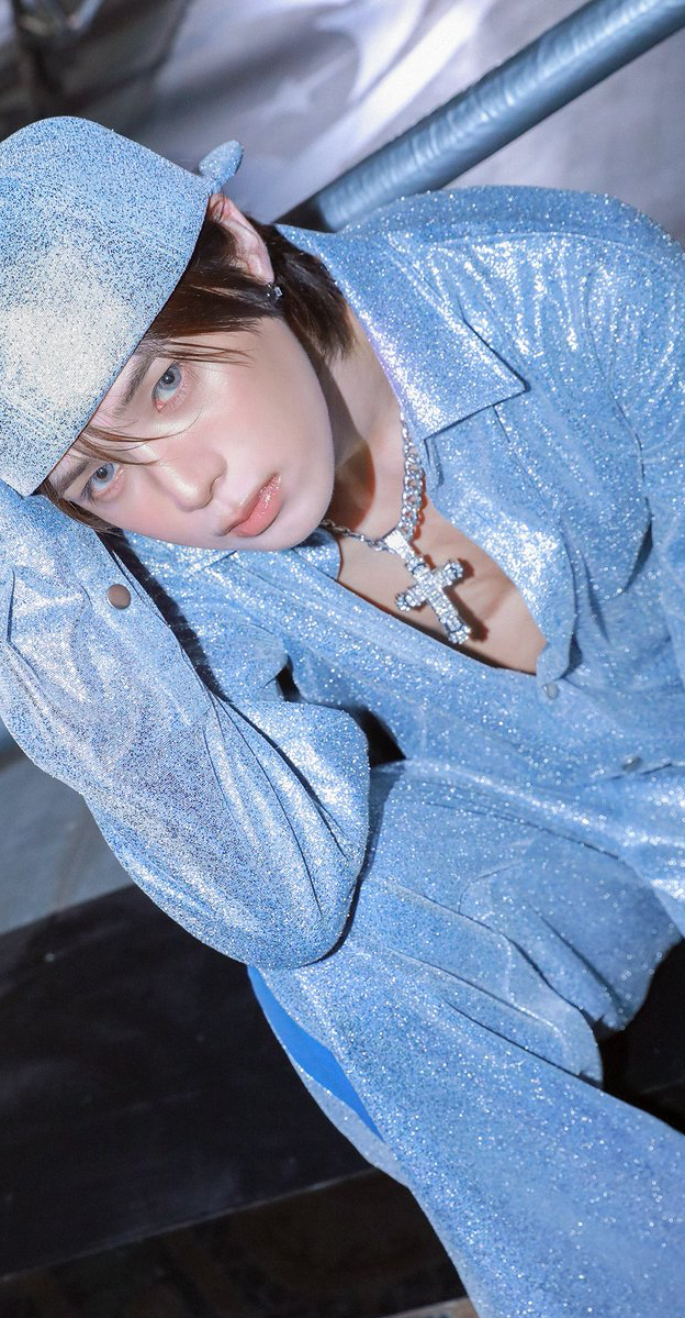 The most beloved wallpaper among K (&TEAM)'s fans