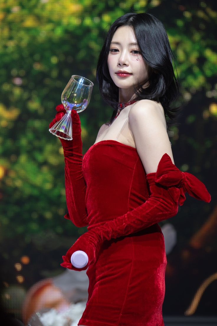 A moment captured by DREAMCATCHER's fan