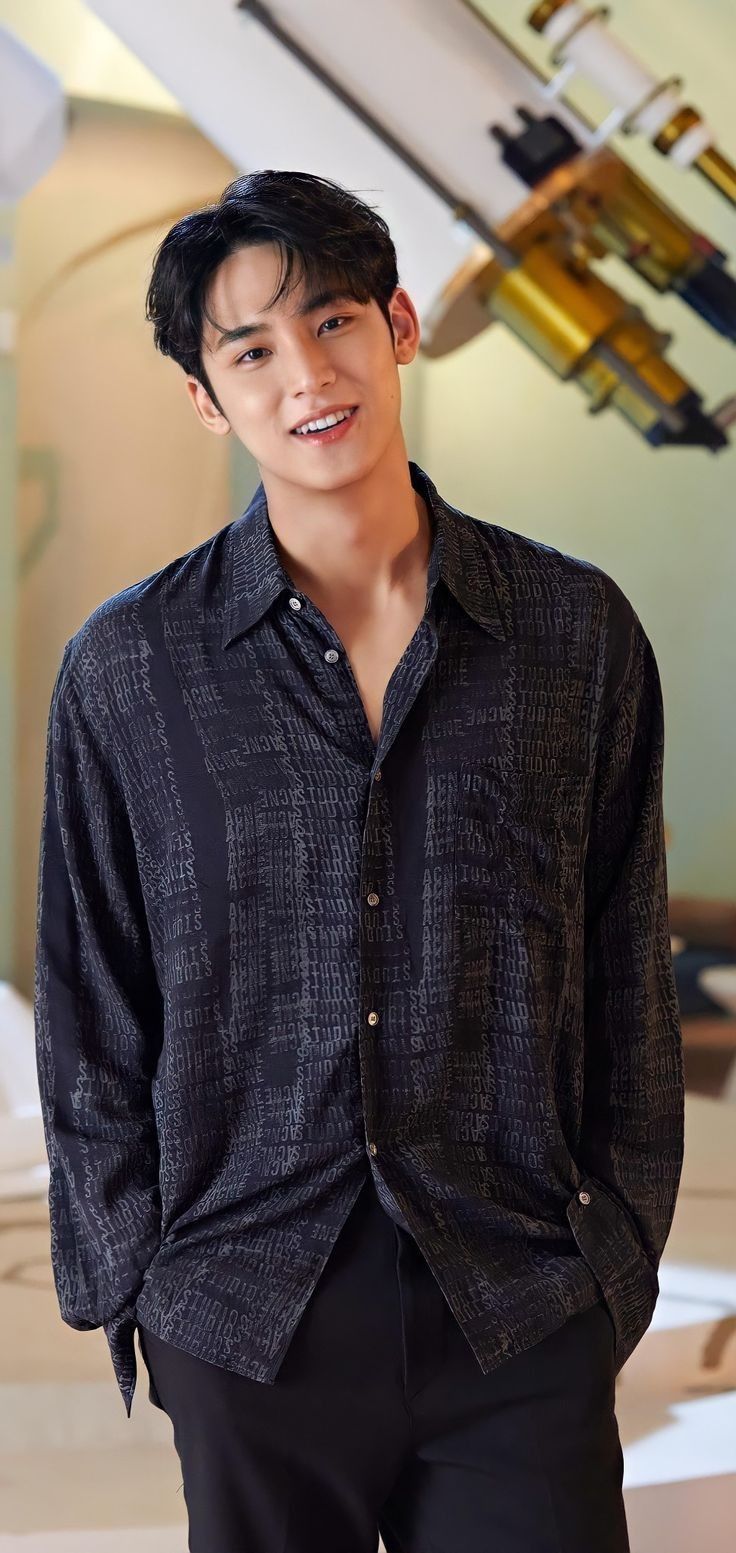 Latest photo of Mingyu (SEVENTEEN)