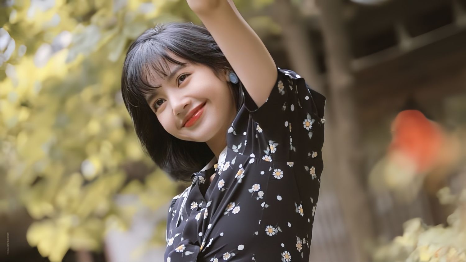 Lisa (BLACKPINK)的幕後花絮