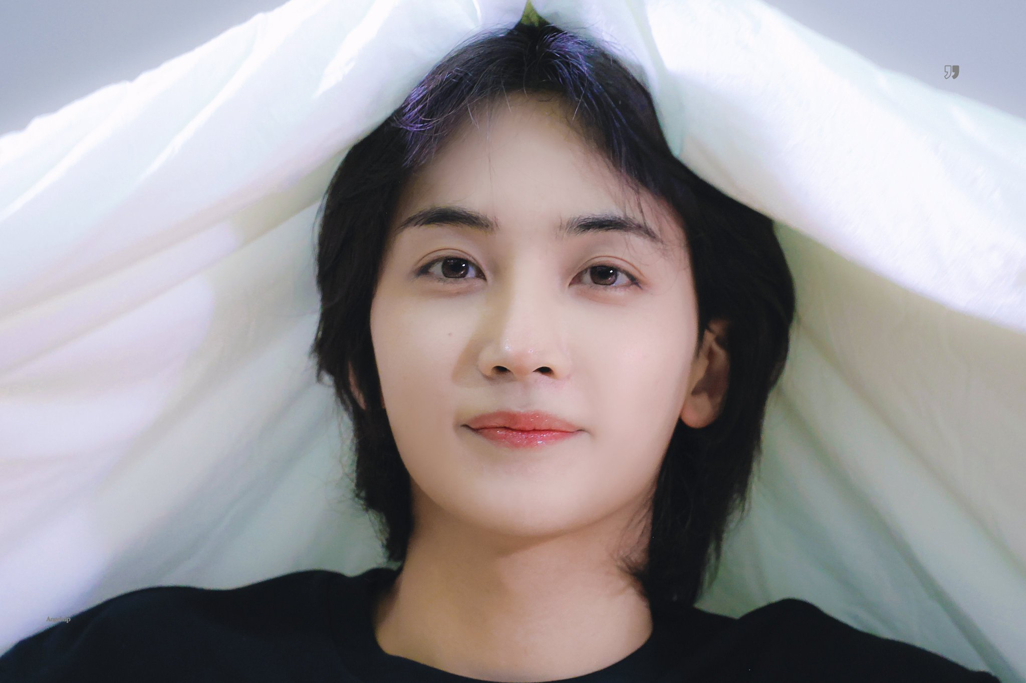 Recent activity shot of Jeonghan (SEVENTEEN)