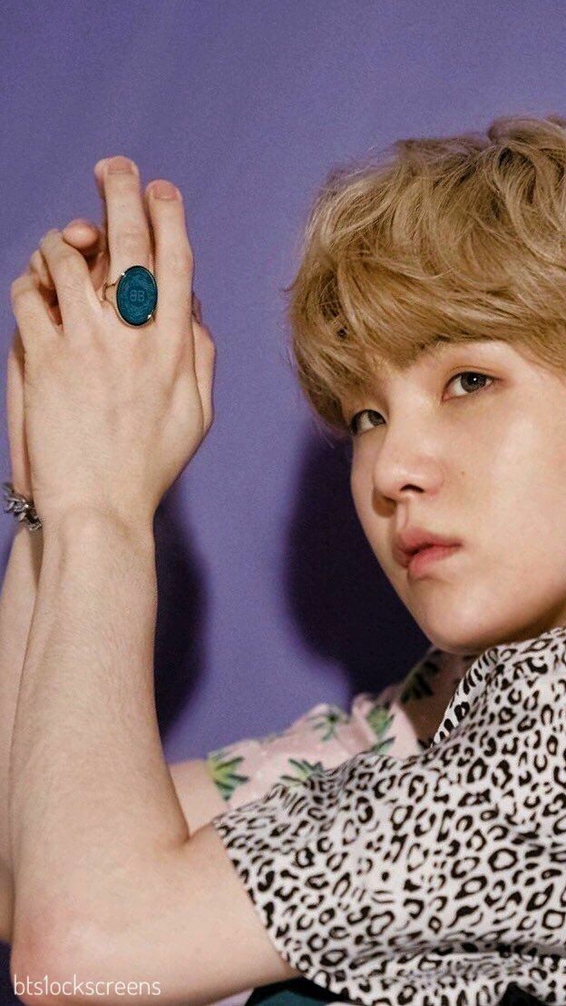 A heartfelt wallpaper shared by SUGA (BTS)'s fans