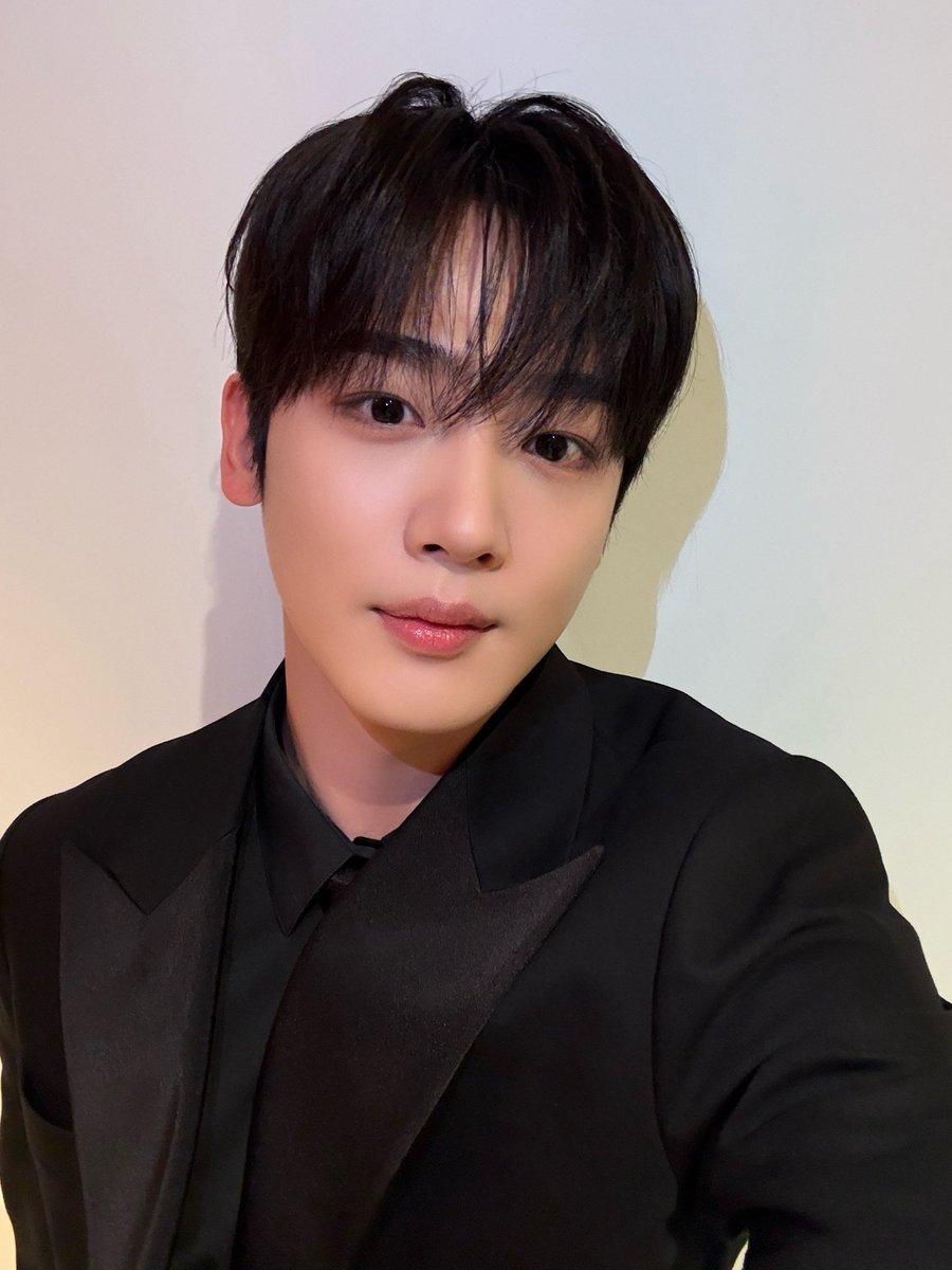 Momen yang diabadikan oleh penggemar WEi