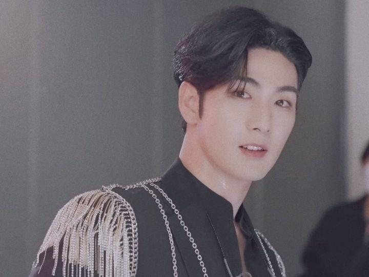Latest photo of Baekho