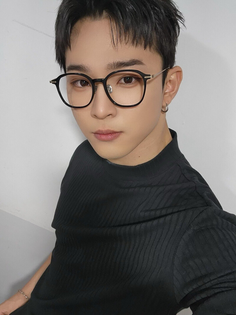 이도 (원어스) 최근 활동샷