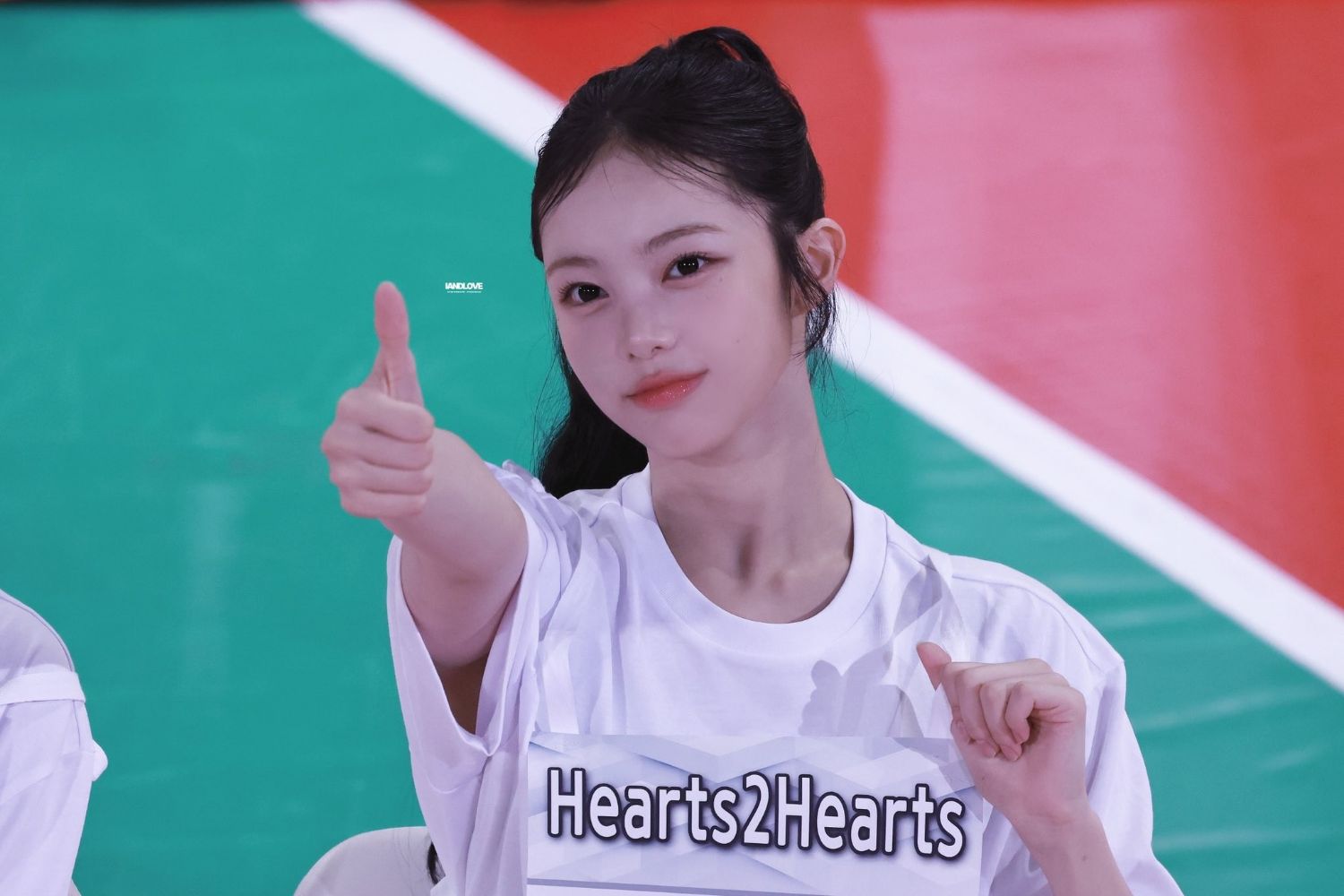 Behind-the-scenes cut of Ian (Hearts2Hearts)