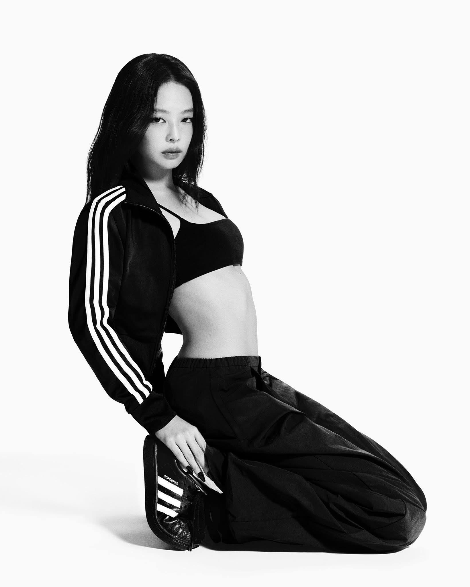 Behind-the-scenes cut of Jennie (BLACKPINK)