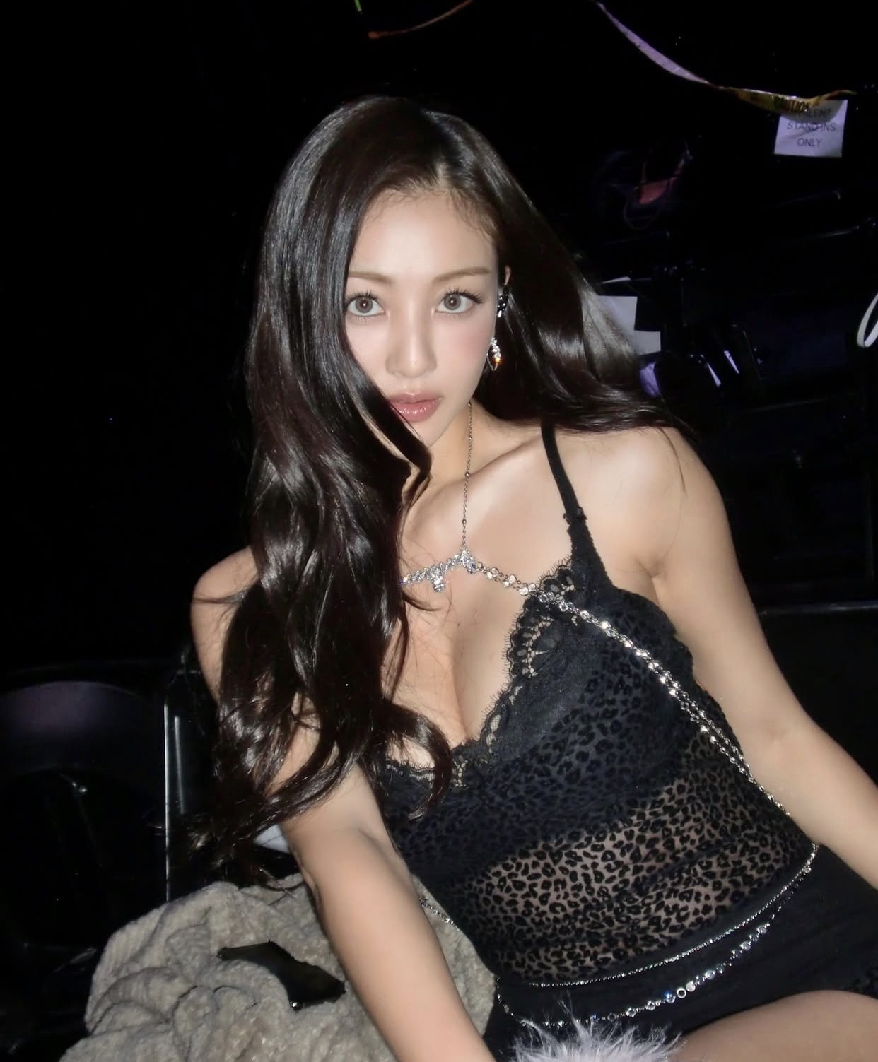 志效 (TWICE)的最新照片
