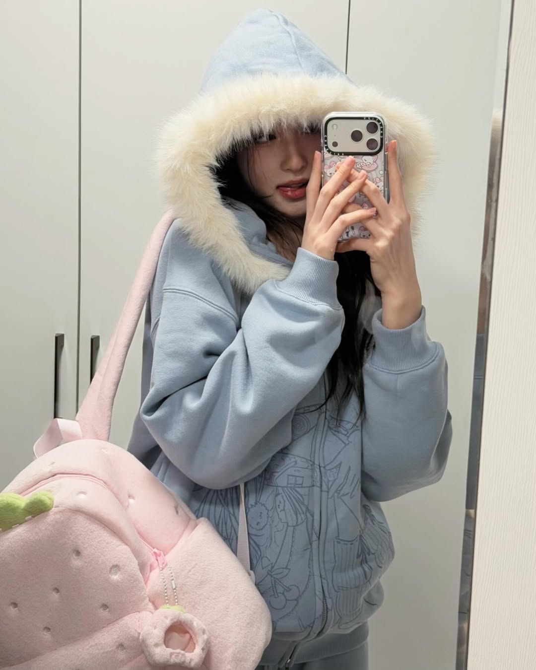 A moment captured by Leeseo (IVE)'s fan