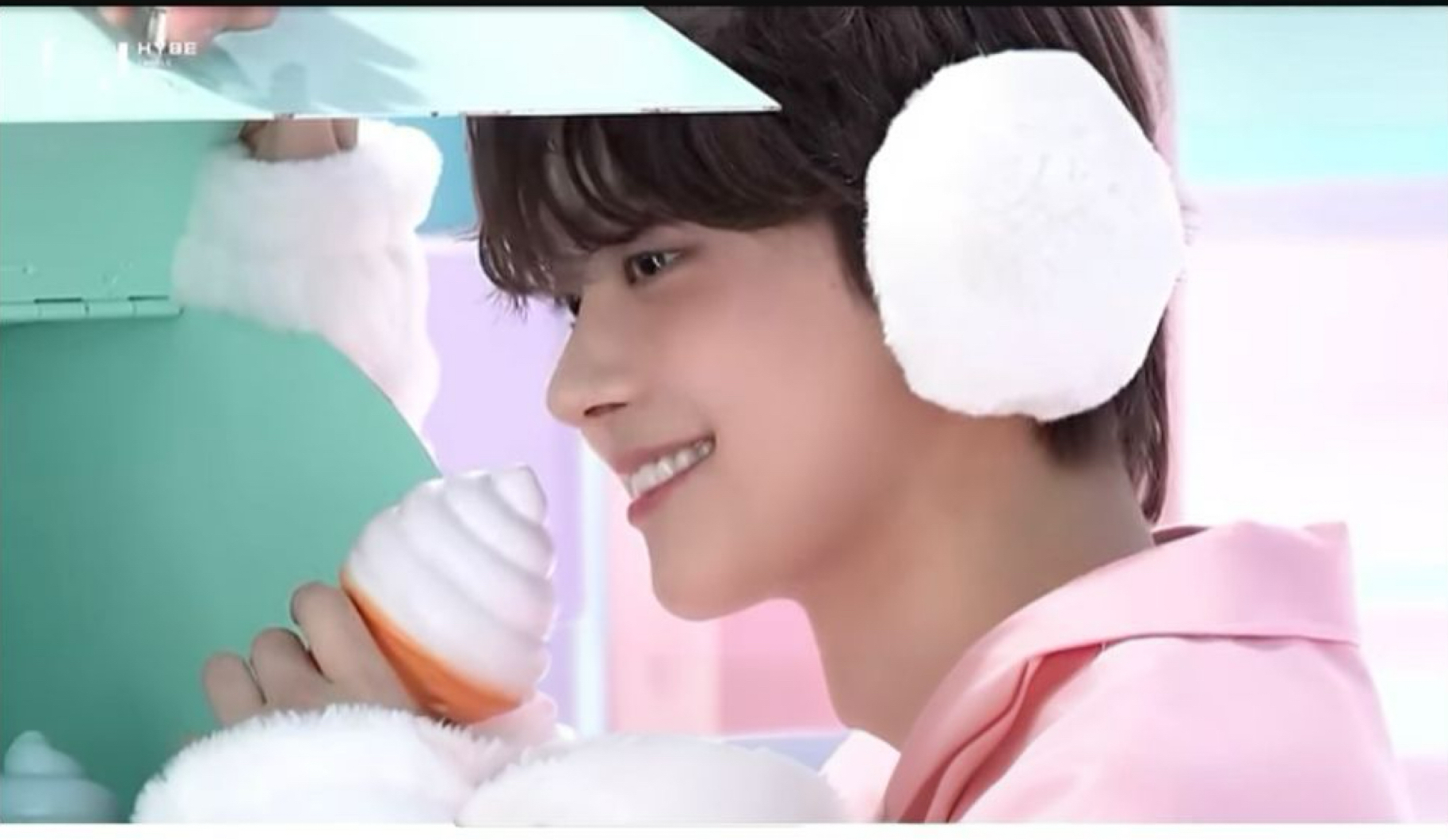 Recent activity shot of EJ (&TEAM)