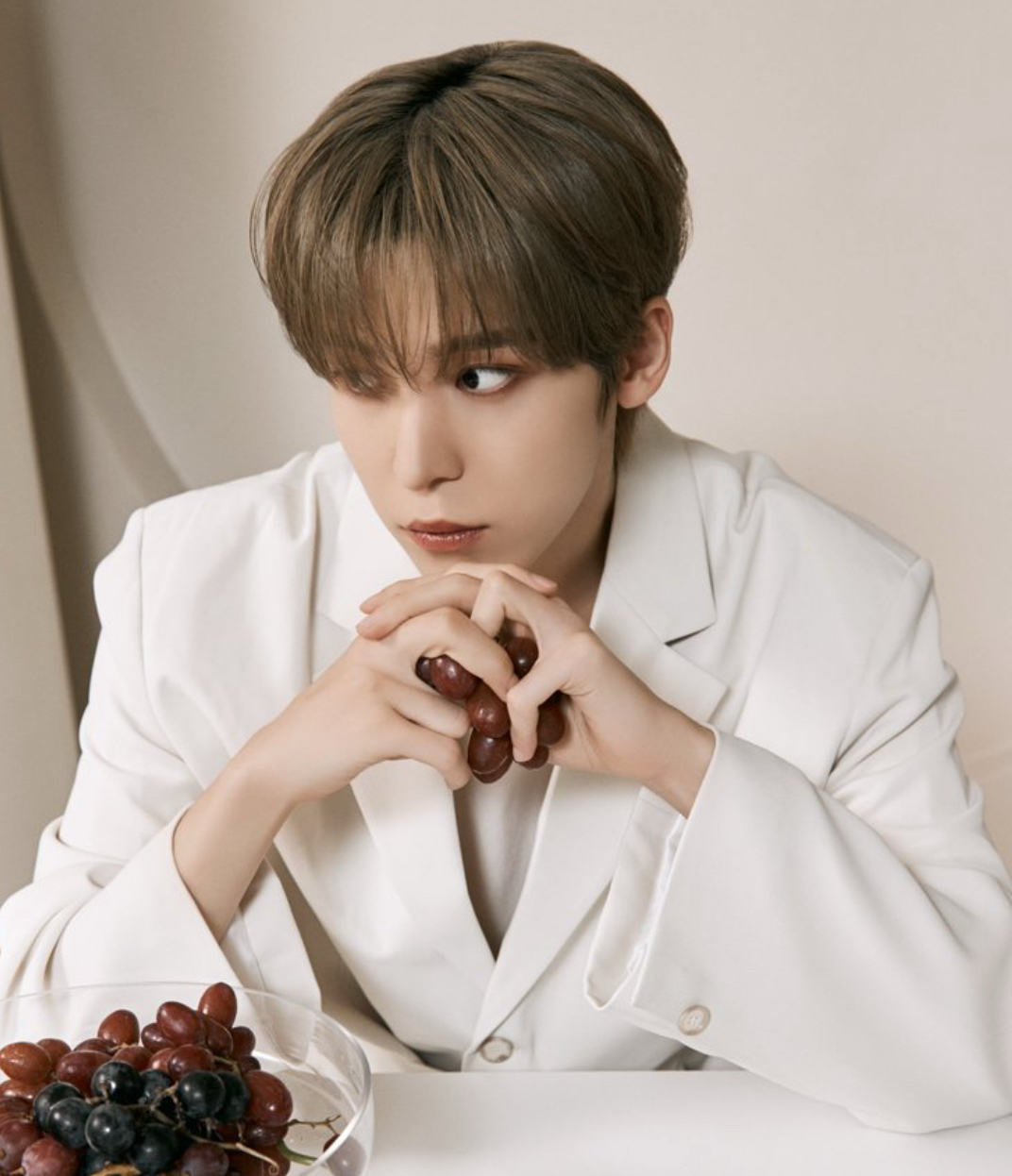 Behind-the-scenes cut of Yunho (ATEEZ)