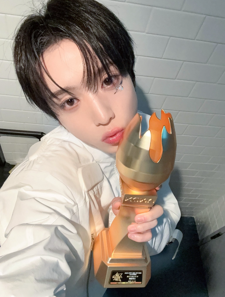 Recent activity shot of Yujun (Xikers)