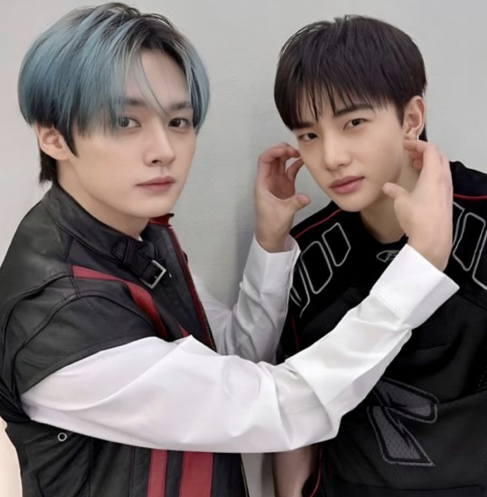 A moment captured by Hyunjin (Stray Kids)'s fan